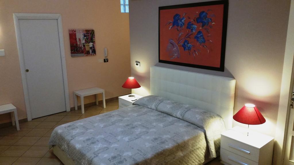 Tortugas B&B Giarre Eksteriør billede